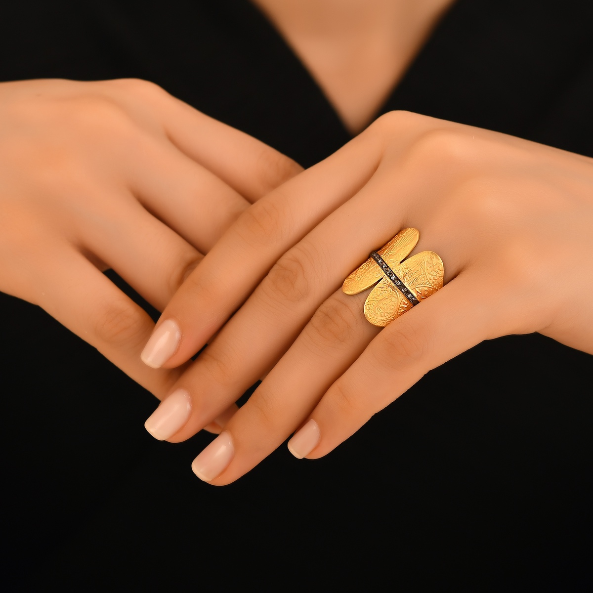 Buy quality Designer 22kt gents gold ring in Pune